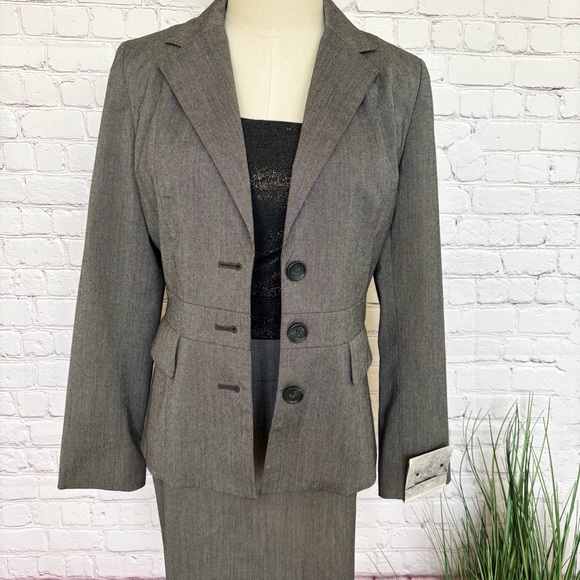 BANANA REPUBLIC 2-Piece Pencil Skirt & Blazer Suit--6P - Picture 2 of 16